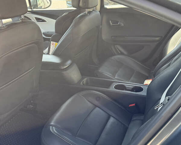 Серый Шевроле Вольт, объемом двигателя 1.4 л и пробегом 240 тыс. км за 10900 $, фото 4 на Automoto.ua