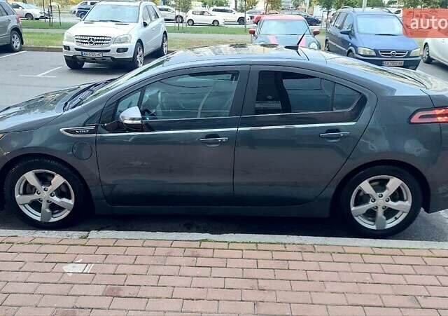 Сірий Шевроле Вольт, об'ємом двигуна 1.4 л та пробігом 176 тис. км за 8900 $, фото 4 на Automoto.ua