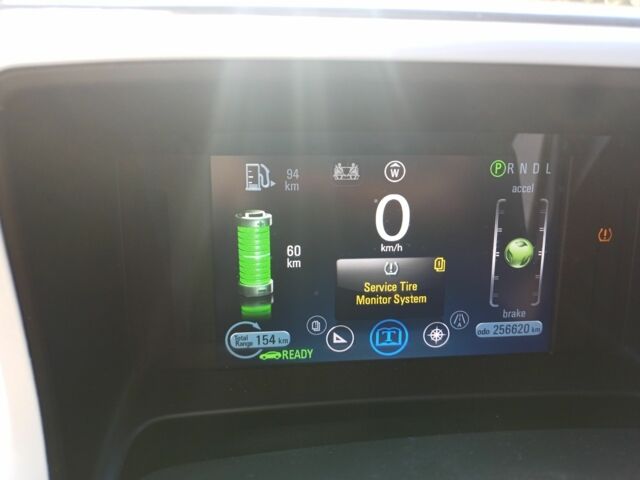 Серый Шевроле Вольт, объемом двигателя 1.4 л и пробегом 250 тыс. км за 8800 $, фото 6 на Automoto.ua