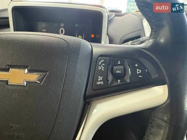 Серый Шевроле Вольт, объемом двигателя 1.4 л и пробегом 293 тыс. км за 10490 $, фото 17 на Automoto.ua