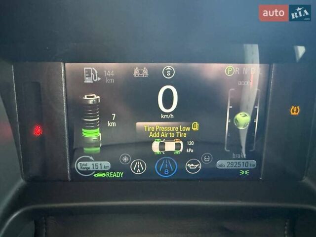 Серый Шевроле Вольт, объемом двигателя 1.4 л и пробегом 293 тыс. км за 10490 $, фото 16 на Automoto.ua