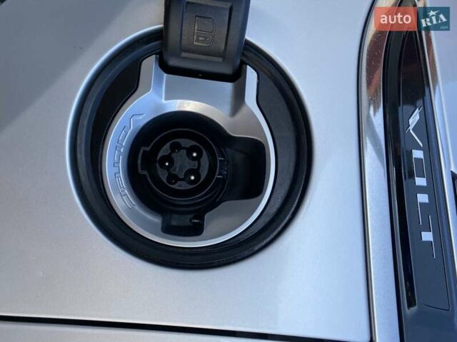 Сірий Шевроле Вольт, об'ємом двигуна 1.4 л та пробігом 142 тис. км за 10900 $, фото 27 на Automoto.ua