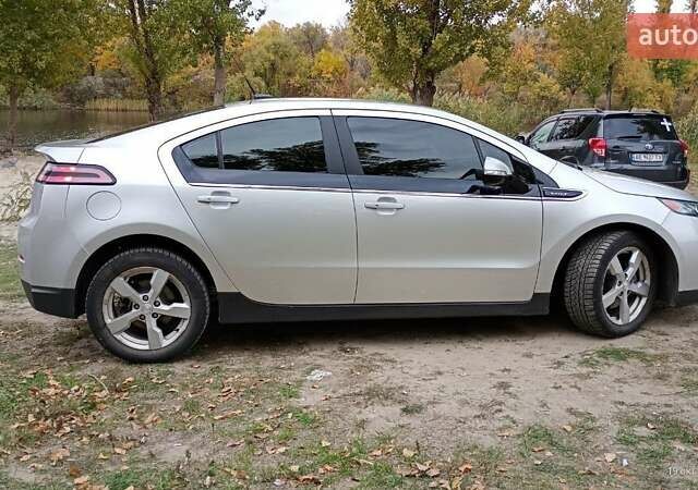 Серый Шевроле Вольт, объемом двигателя 1.4 л и пробегом 152 тыс. км за 9700 $, фото 9 на Automoto.ua