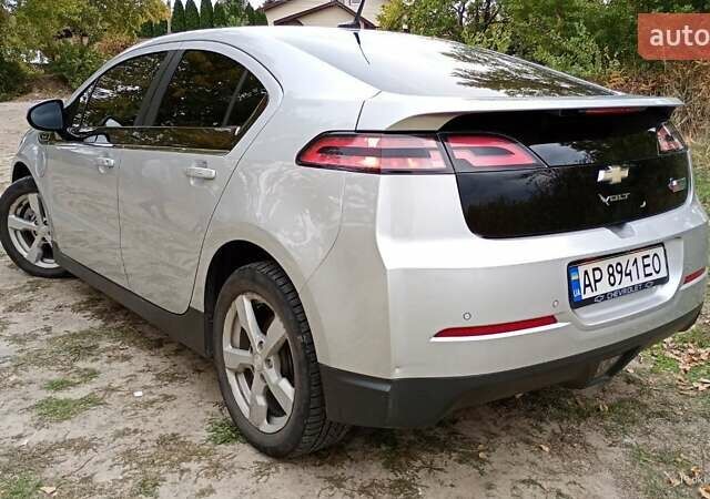 Серый Шевроле Вольт, объемом двигателя 1.4 л и пробегом 152 тыс. км за 9700 $, фото 4 на Automoto.ua