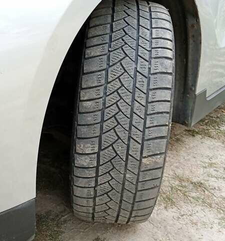 Серый Шевроле Вольт, объемом двигателя 1.4 л и пробегом 152 тыс. км за 9700 $, фото 2 на Automoto.ua