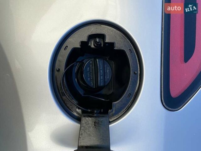 Сірий Шевроле Вольт, об'ємом двигуна 1.4 л та пробігом 142 тис. км за 10900 $, фото 28 на Automoto.ua