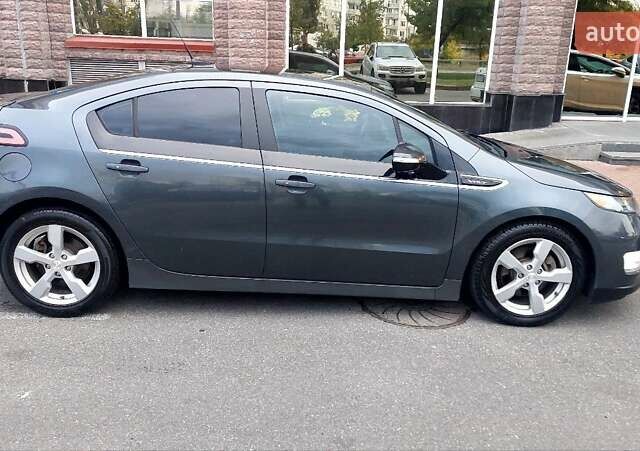 Сірий Шевроле Вольт, об'ємом двигуна 1.4 л та пробігом 176 тис. км за 8900 $, фото 5 на Automoto.ua