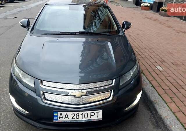 Сірий Шевроле Вольт, об'ємом двигуна 1.4 л та пробігом 176 тис. км за 8900 $, фото 2 на Automoto.ua
