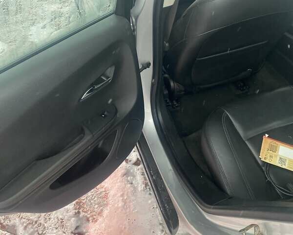 Сірий Шевроле Вольт, об'ємом двигуна 1.4 л та пробігом 210 тис. км за 8500 $, фото 13 на Automoto.ua