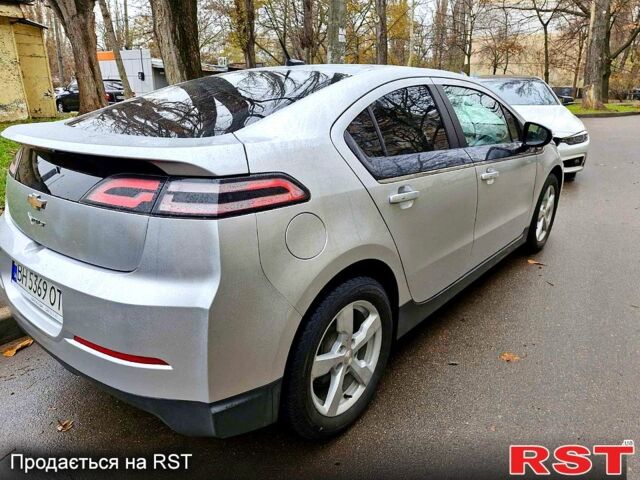 Серый Шевроле Вольт, объемом двигателя 1.4 л и пробегом 280 тыс. км за 8700 $, фото 3 на Automoto.ua