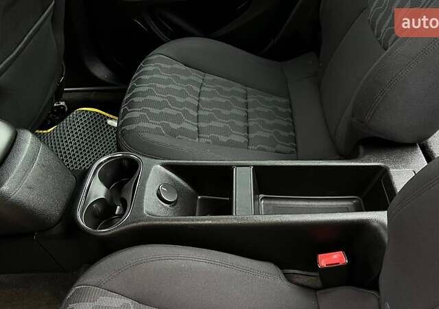 Серый Шевроле Вольт, объемом двигателя 1.4 л и пробегом 210 тыс. км за 8500 $, фото 20 на Automoto.ua