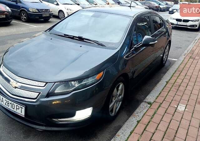 Сірий Шевроле Вольт, об'ємом двигуна 1.4 л та пробігом 176 тис. км за 8900 $, фото 1 на Automoto.ua