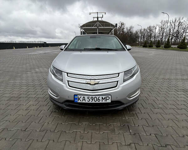 Серый Шевроле Вольт, объемом двигателя 1.4 л и пробегом 186 тыс. км за 7700 $, фото 1 на Automoto.ua