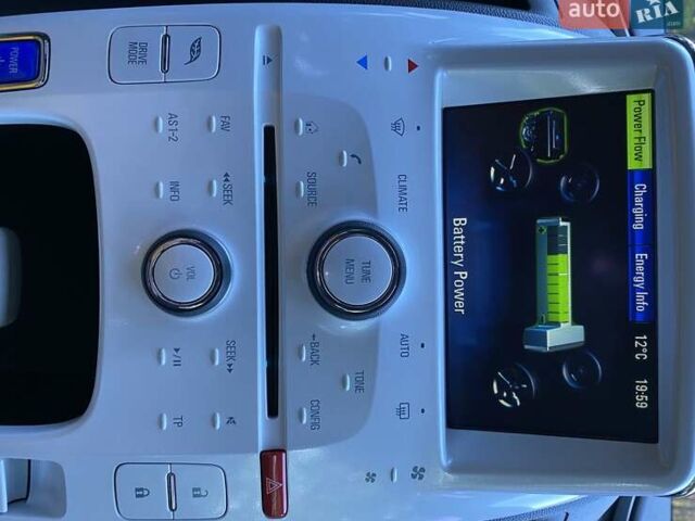 Сірий Шевроле Вольт, об'ємом двигуна 1.4 л та пробігом 142 тис. км за 10900 $, фото 46 на Automoto.ua