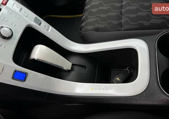 Серый Шевроле Вольт, объемом двигателя 1.4 л и пробегом 210 тыс. км за 8500 $, фото 10 на Automoto.ua