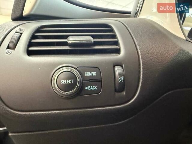 Серый Шевроле Вольт, объемом двигателя 1.4 л и пробегом 293 тыс. км за 10490 $, фото 21 на Automoto.ua