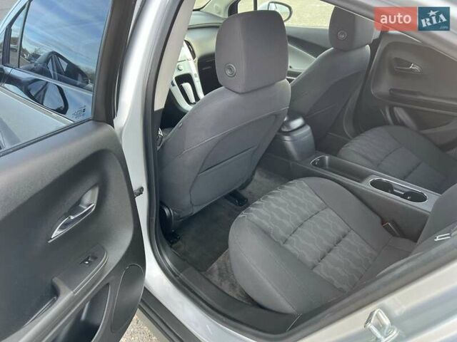Сірий Шевроле Вольт, об'ємом двигуна 1.4 л та пробігом 142 тис. км за 10900 $, фото 18 на Automoto.ua