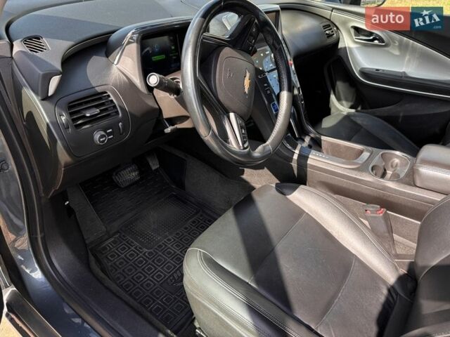 Серый Шевроле Вольт, объемом двигателя 1.4 л и пробегом 123 тыс. км за 12500 $, фото 4 на Automoto.ua