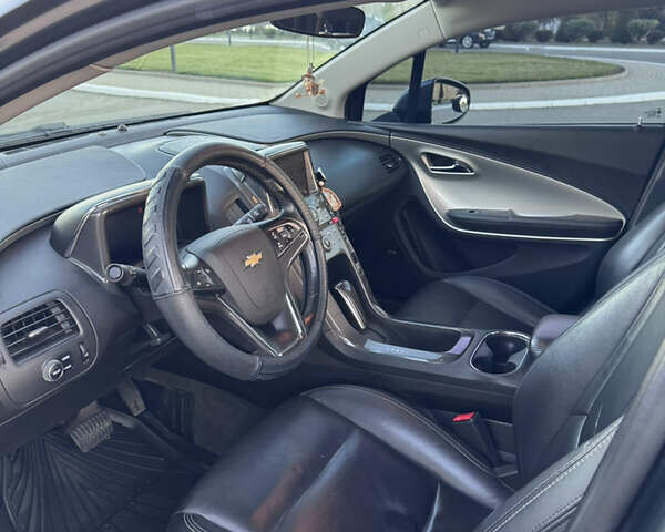 Серый Шевроле Вольт, объемом двигателя 1.4 л и пробегом 171 тыс. км за 11000 $, фото 5 на Automoto.ua