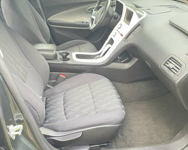 Серый Шевроле Вольт, объемом двигателя 1.4 л и пробегом 184 тыс. км за 10000 $, фото 17 на Automoto.ua