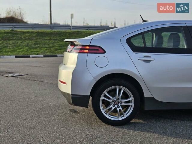Серый Шевроле Вольт, объемом двигателя 1.4 л и пробегом 131 тыс. км за 11000 $, фото 7 на Automoto.ua