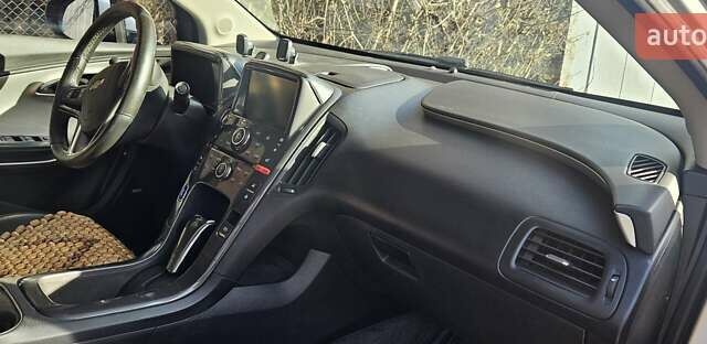 Серый Шевроле Вольт, объемом двигателя 1.4 л и пробегом 300 тыс. км за 8000 $, фото 2 на Automoto.ua