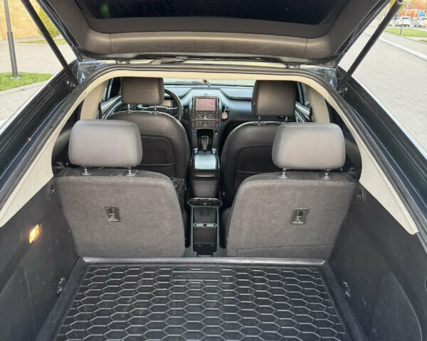 Серый Шевроле Вольт, объемом двигателя 1.4 л и пробегом 171 тыс. км за 11000 $, фото 3 на Automoto.ua