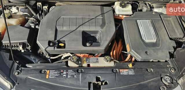 Серый Шевроле Вольт, объемом двигателя 1.4 л и пробегом 300 тыс. км за 8000 $, фото 9 на Automoto.ua