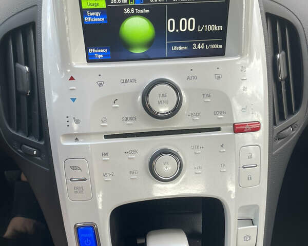 Серый Шевроле Вольт, объемом двигателя 1.4 л и пробегом 184 тыс. км за 10000 $, фото 19 на Automoto.ua