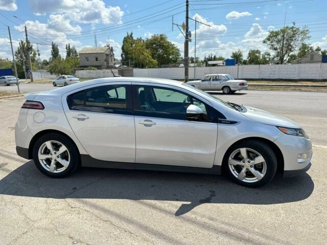 Серый Шевроле Вольт, объемом двигателя 1.4 л и пробегом 158 тыс. км за 12500 $, фото 3 на Automoto.ua