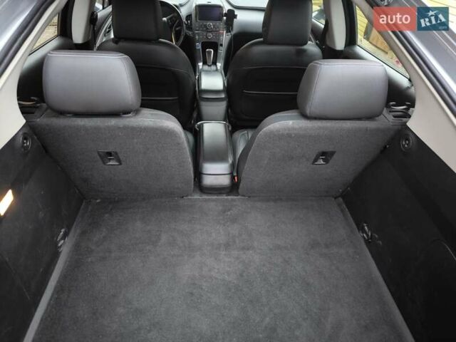 Серый Шевроле Вольт, объемом двигателя 1.4 л и пробегом 131 тыс. км за 11000 $, фото 30 на Automoto.ua