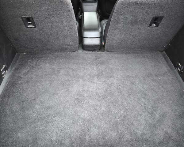 Серый Шевроле Вольт, объемом двигателя 1.4 л и пробегом 131 тыс. км за 11000 $, фото 31 на Automoto.ua