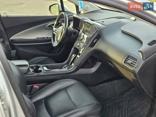 Серый Шевроле Вольт, объемом двигателя 1.4 л и пробегом 131 тыс. км за 11000 $, фото 21 на Automoto.ua