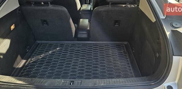 Серый Шевроле Вольт, объемом двигателя 1.4 л и пробегом 300 тыс. км за 8000 $, фото 5 на Automoto.ua