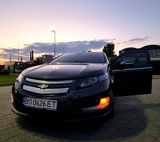 Сірий Шевроле Вольт, об'ємом двигуна 1.4 л та пробігом 188 тис. км за 11000 $, фото 4 на Automoto.ua