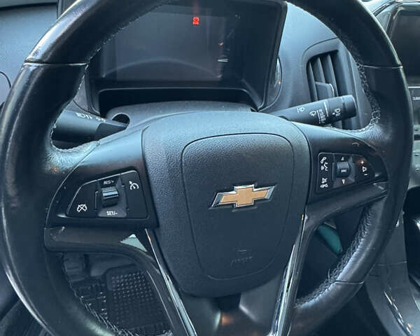 Серый Шевроле Вольт, объемом двигателя 1.4 л и пробегом 218 тыс. км за 9900 $, фото 4 на Automoto.ua