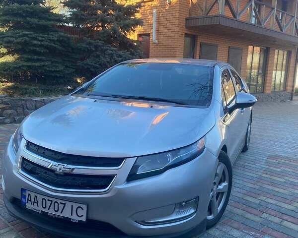 Сірий Шевроле Вольт, об'ємом двигуна 1.4 л та пробігом 184 тис. км за 9200 $, фото 1 на Automoto.ua