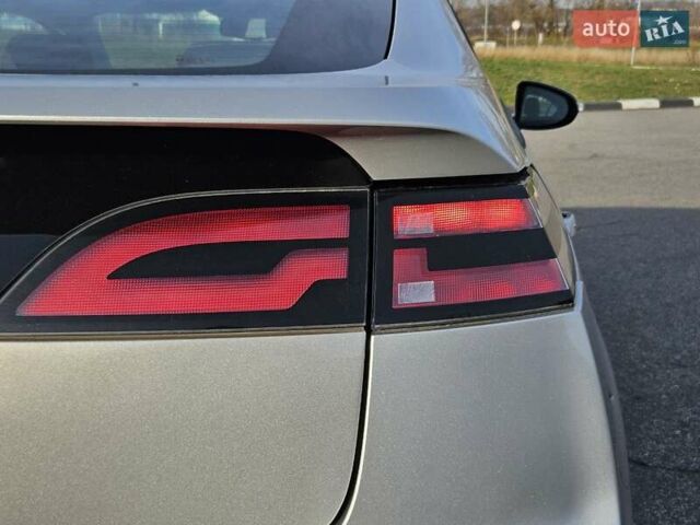 Серый Шевроле Вольт, объемом двигателя 1.4 л и пробегом 131 тыс. км за 12599 $, фото 19 на Automoto.ua