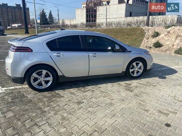 Сірий Шевроле Вольт, об'ємом двигуна 1.4 л та пробігом 60 тис. км за 12500 $, фото 2 на Automoto.ua
