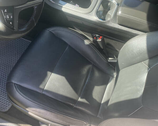 Серый Шевроле Вольт, объемом двигателя 1.4 л и пробегом 206 тыс. км за 9300 $, фото 32 на Automoto.ua