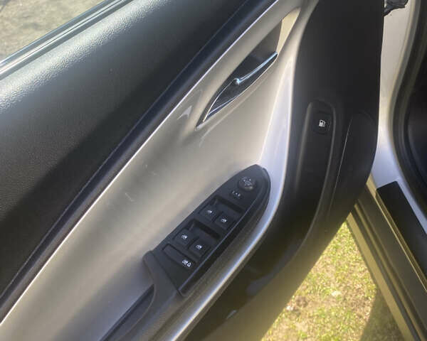 Серый Шевроле Вольт, объемом двигателя 1.4 л и пробегом 206 тыс. км за 9300 $, фото 31 на Automoto.ua