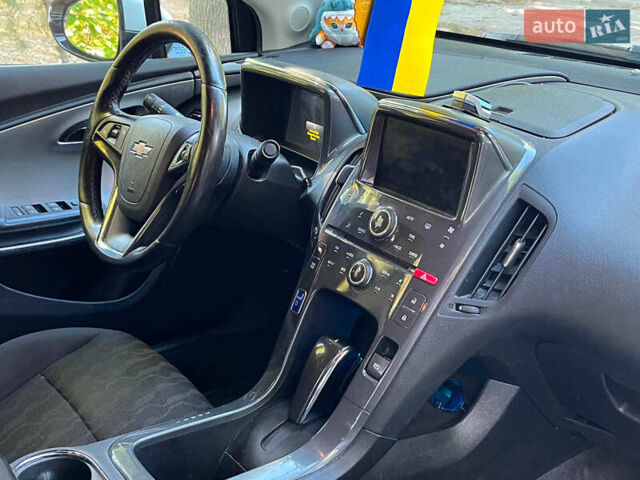 Сірий Шевроле Вольт, об'ємом двигуна 1.4 л та пробігом 240 тис. км за 8520 $, фото 29 на Automoto.ua