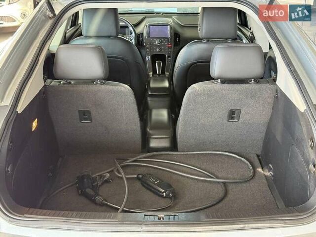 Серый Шевроле Вольт, объемом двигателя 1.4 л и пробегом 168 тыс. км за 11490 $, фото 17 на Automoto.ua