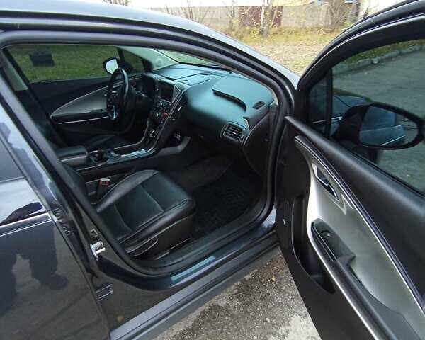 Серый Шевроле Вольт, объемом двигателя 1.4 л и пробегом 155 тыс. км за 12600 $, фото 12 на Automoto.ua