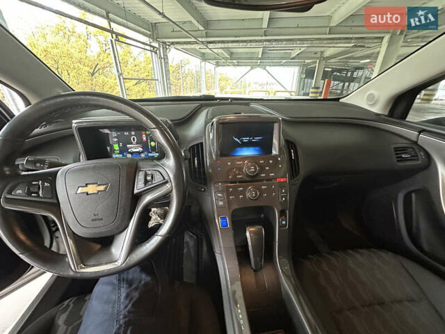 Серый Шевроле Вольт, объемом двигателя 1.4 л и пробегом 154 тыс. км за 11200 $, фото 11 на Automoto.ua