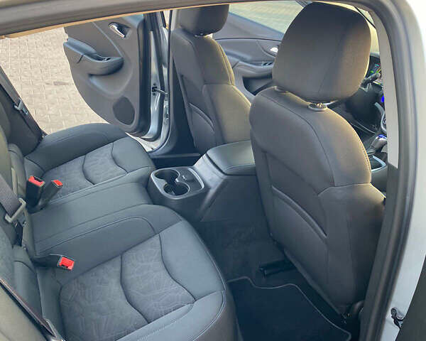 Серый Шевроле Вольт, объемом двигателя 1.49 л и пробегом 141 тыс. км за 13300 $, фото 16 на Automoto.ua