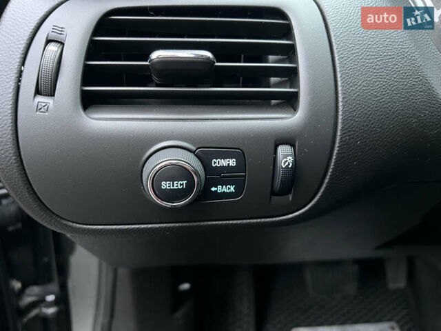 Серый Шевроле Вольт, объемом двигателя 1.4 л и пробегом 176 тыс. км за 12199 $, фото 14 на Automoto.ua