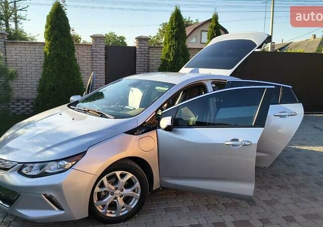 Серый Шевроле Вольт, объемом двигателя 1.5 л и пробегом 175 тыс. км за 16000 $, фото 6 на Automoto.ua