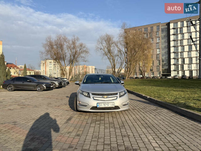 Сірий Шевроле Вольт, об'ємом двигуна 1.4 л та пробігом 200 тис. км за 11800 $, фото 3 на Automoto.ua