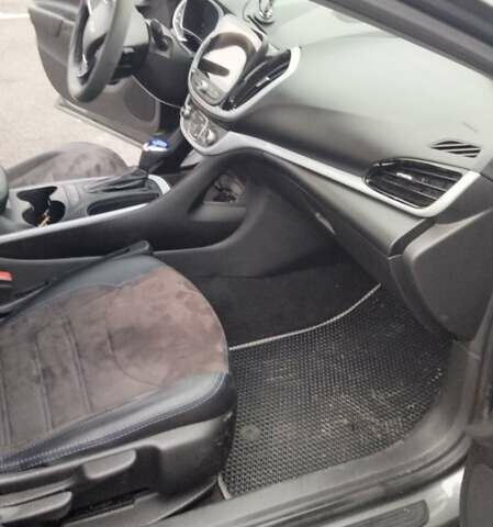 Сірий Шевроле Вольт, об'ємом двигуна 1.49 л та пробігом 180 тис. км за 15800 $, фото 15 на Automoto.ua